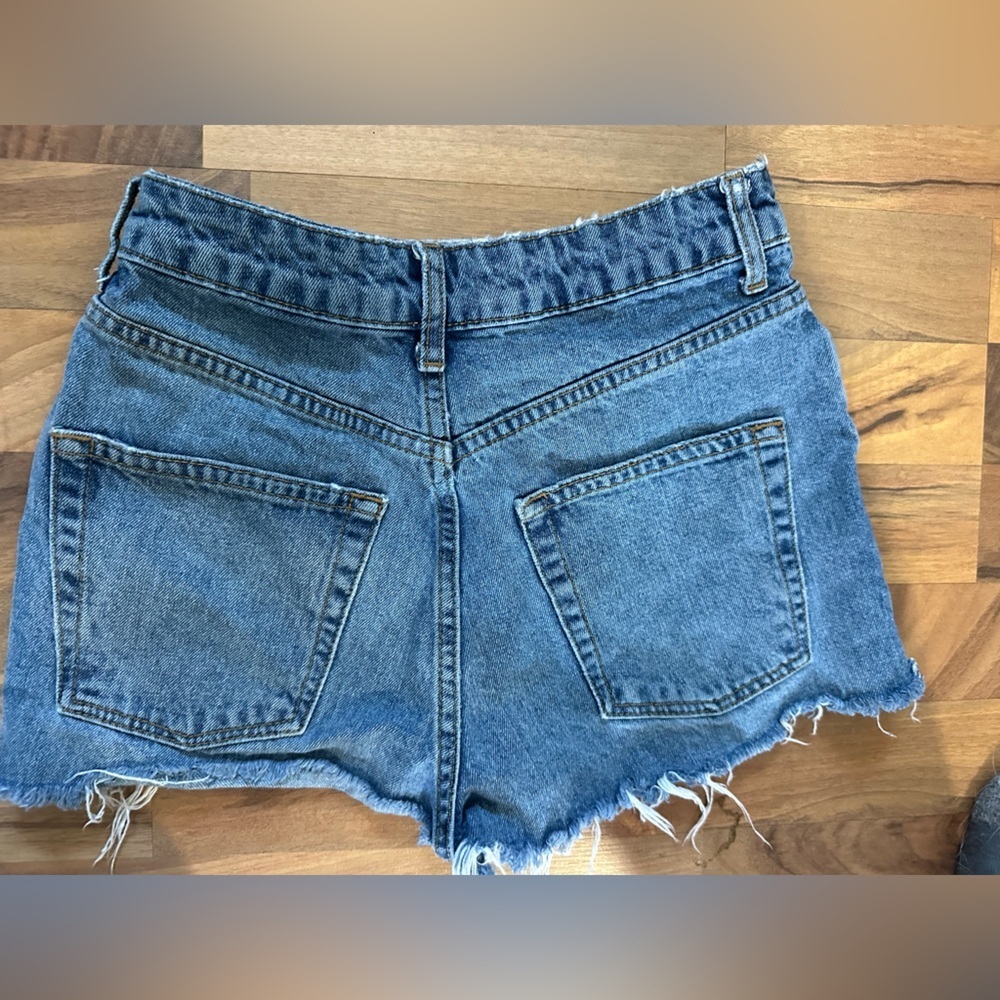 Topshop Ripped Blue Jean Shorts - Picture 2 of 3